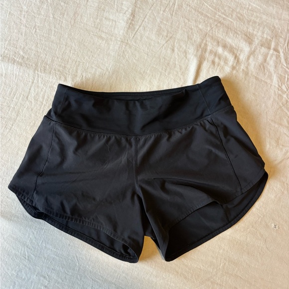 Lululemon Speed Up High-Rise Lined Shorts 4" in black - Picture 1 of 4